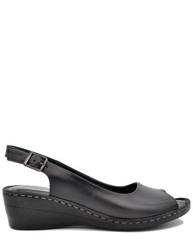 Черные кожаные летние босоножки