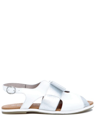 Белые кожаные летние босоножки 