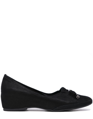 Черные кожаные демисезонные  туфли