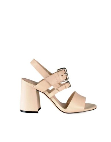 Бежевые кожаные босоножки