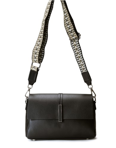 Черная кожаная маленькая женская сумка