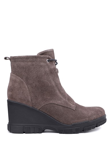 Серые  замшевые демисезонные ботинки 