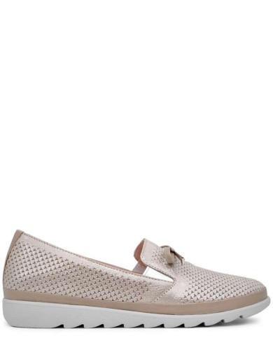 Бежевые кожаные летние слипоны