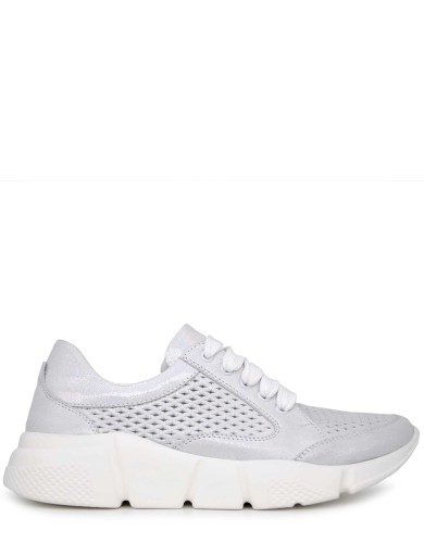 Білі шкіряні літні кросівки