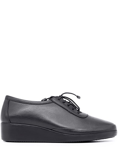 Черные кожаные демисезонные туфли