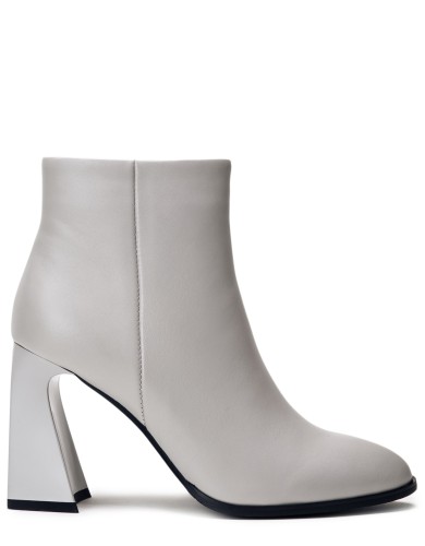 Серые  кожаные демисезонные ботинки 