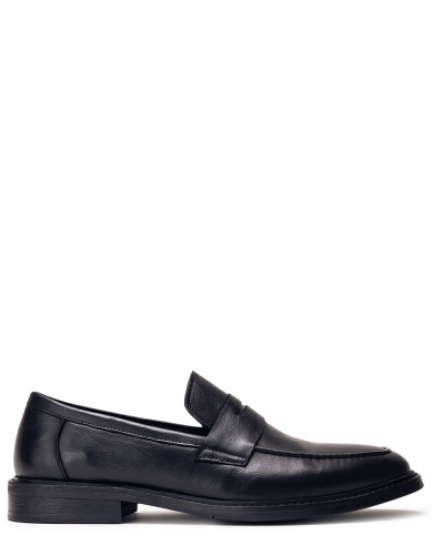 Чорні шкіряні  лофери демісезонні