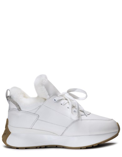 Білі шкіряні зимові кросівки 