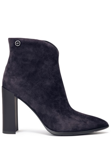 Фиолетовые замшевые демисезонные ботинки 