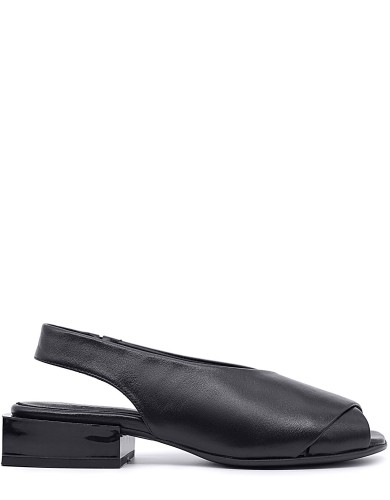 Черные кожаные летние босоножки