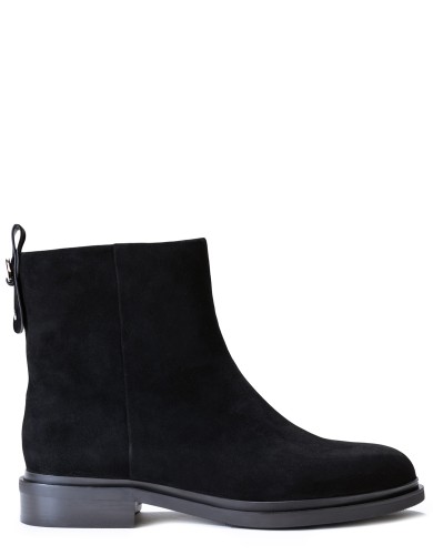 Чорні  замшеві  демісезонні  черевики