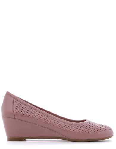 Розовые кожаные летние туфли