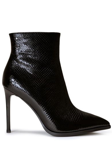 Черные лаковые демисезонные ботинки 