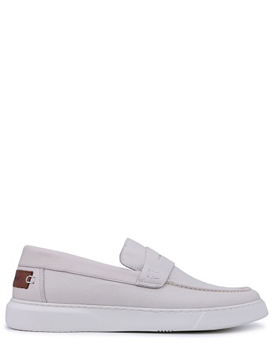 Белые кожаные демисезонные лоферы