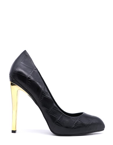 Чорні шкіряні демісезонні туфлі на підборі