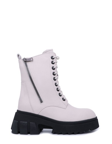 Білі шкіряні зимові черевики 