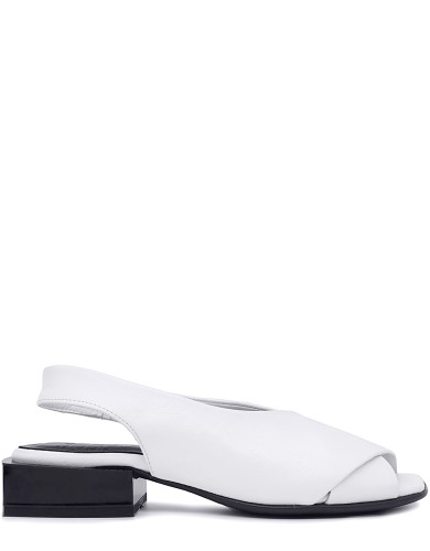 Белые кожаные летние босоножки