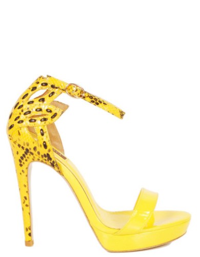 Желтые лаковые летние босоножки 