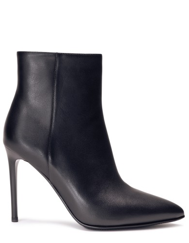 Черные кожаные демисезонные ботинки 