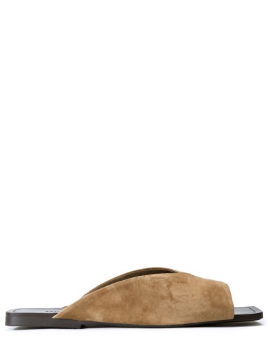 Коричневі  замшеві  літні  шлопанці