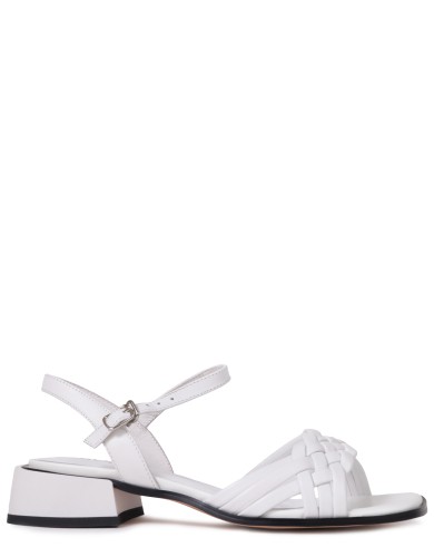 Белые кожаные летние босоножки