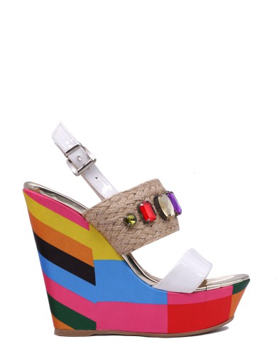 Різнокольорові  шкіряні  літні  босоніжки 