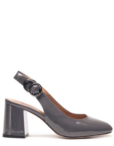 Серые  лаковые летние босоножки 