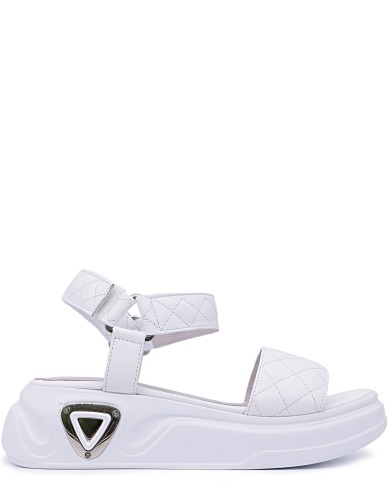 Белые кожаные босоножки