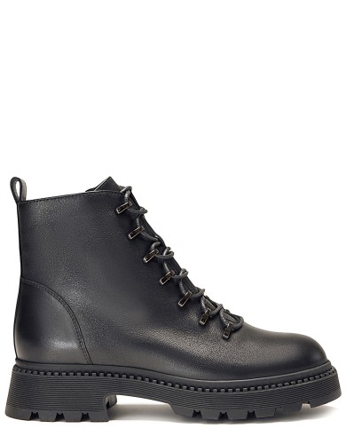 Чорні шкіряні  черевики зимові