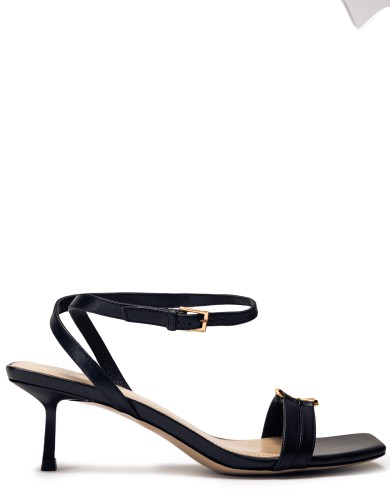 Черные кожаные летние босоножки