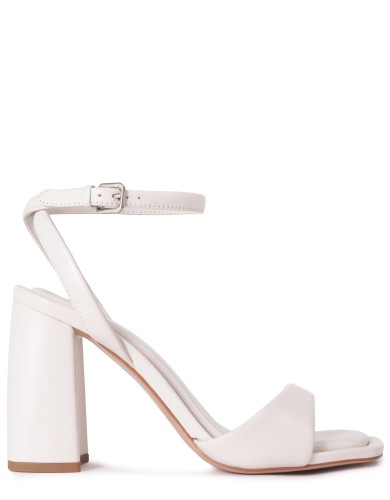 Белые кожаные летние босоножки