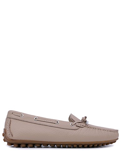 Бежевые кожаные демисезонные  мокасины