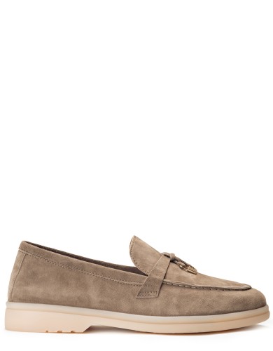 Бежевi замшеві  демісезонні лофери