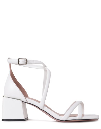 Белые кожаные летние босоножки