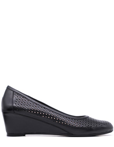 Черные кожаные летние туфли