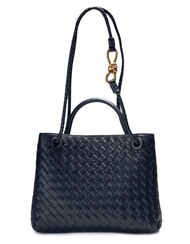 Чорна шкіряна середня жіноча сумка