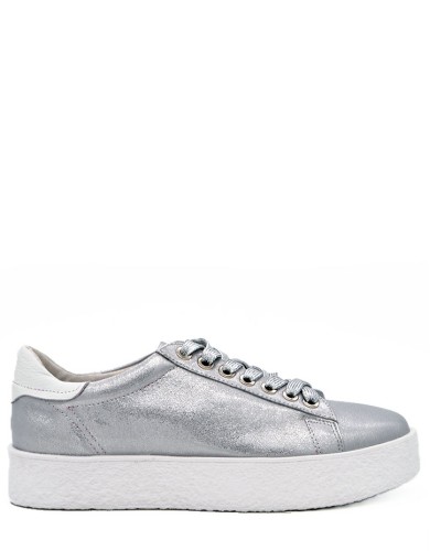 Серебряные  кожаные демисезонные  кеды