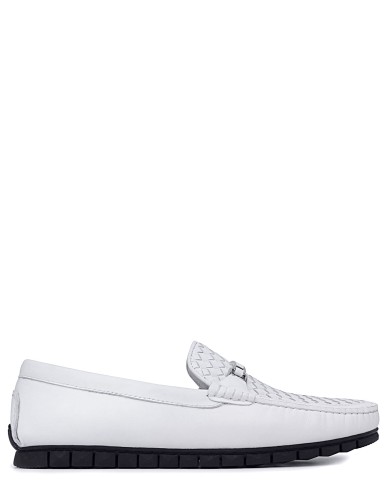 Білі шкіряні демісезонні мокасини