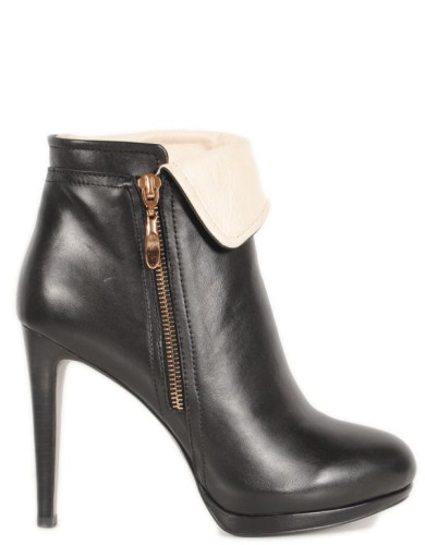 Черные кожаные демисезонные ботинки 