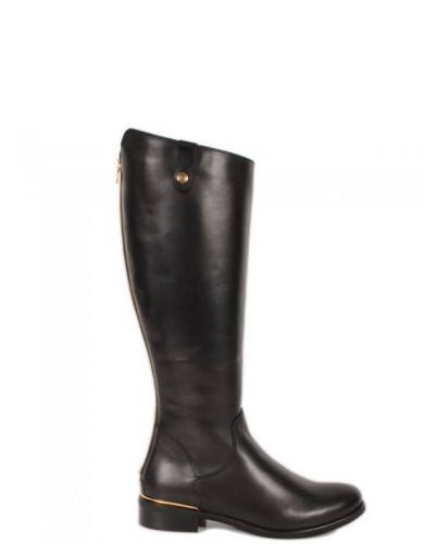 Чорні  шкіряні демісезонні  чоботи