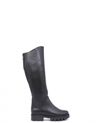 Чорні  шкіряні зимові чоботи