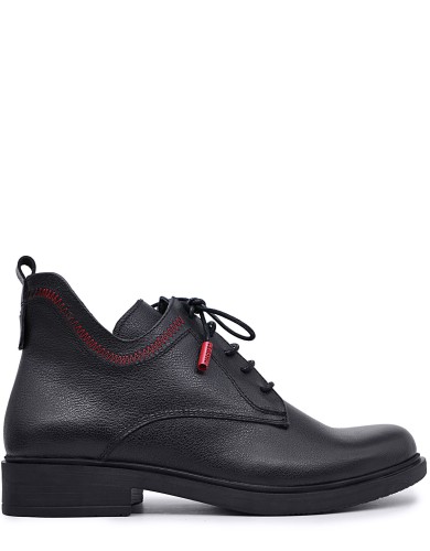 Черные кожаные демисезонные ботинки 