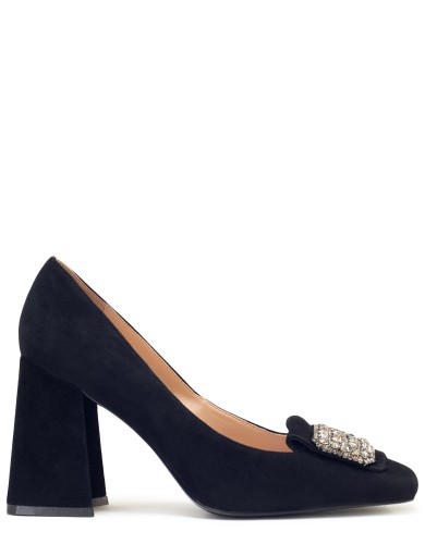 Черные замшевые демисезонные туфли на каблуке 