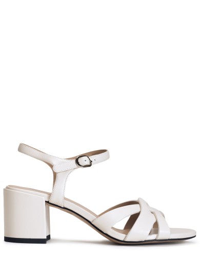 Молочні шкіряні літні  босоніжки