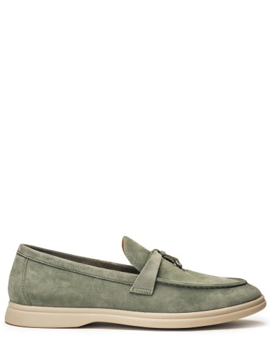 Зеленые замшевые демисезонные  лоферы