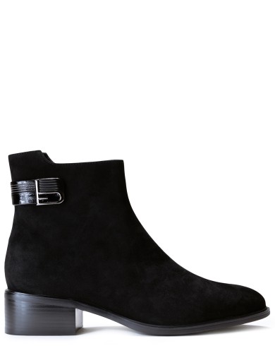 Черные кожаные демисезонные ботинки 