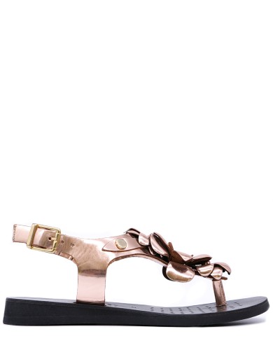 Золотые лаковые летние сандалии