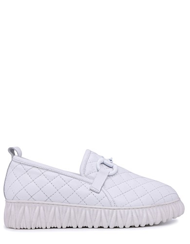 Білі шкіряні зимові сліпони