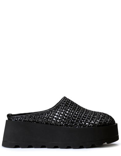 Чорні  шкіряні  літні  шлопанці