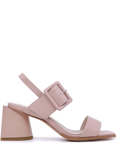 Шкіряні босоніжки